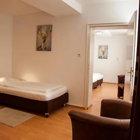 Gaestehaus Haeuser Bed & Breakfast 2*