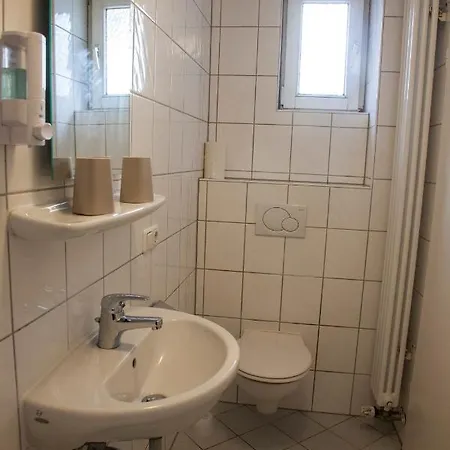 Gaestehaus Haeuser Bed & Breakfast Linden (Hessen)