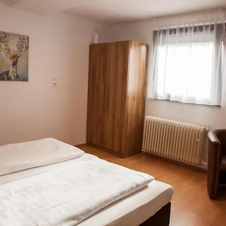 Gaestehaus Haeuser 2*