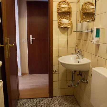 Bed & Breakfast Gaestehaus Haeuser 2*