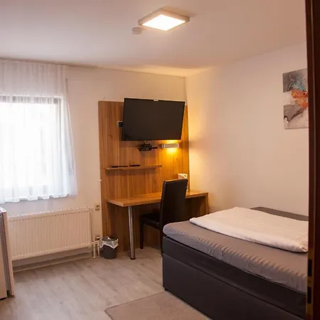 Gaestehaus Haeuser Bed & Breakfast 2*