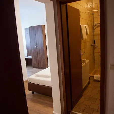 Gaestehaus Haeuser Bed & Breakfast 2*