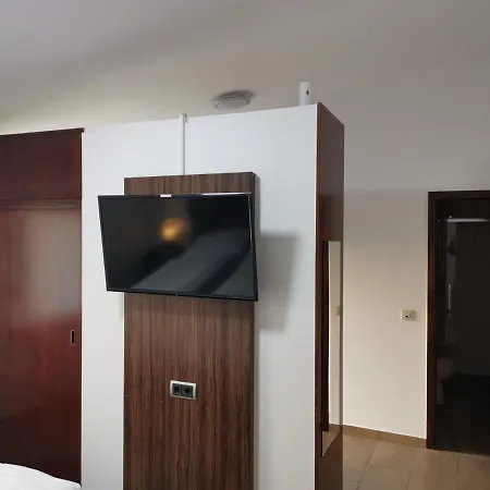Gaestehaus Haeuser Bed & Breakfast 2*