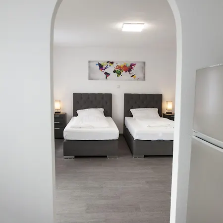 Gaestehaus Haeuser Bed & Breakfast Linden (Hessen)