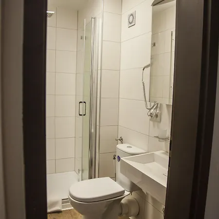 Bed & Breakfast Gaestehaus Haeuser Linden (Hessen)
